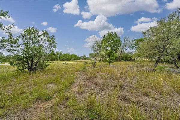 104 Rocky Summit CT, Spicewood, TX 78669