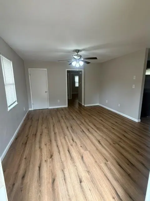 703 San Saba ST, Lockhart, TX 78644