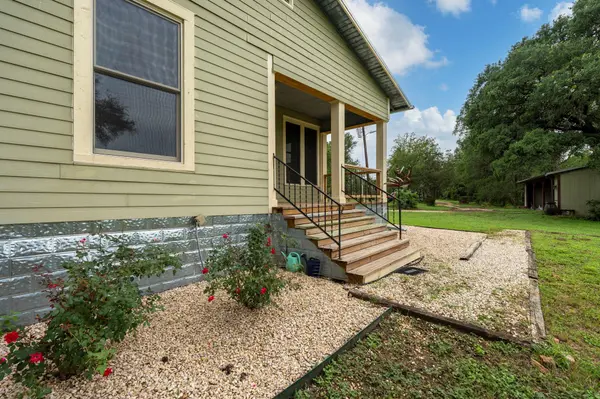 6546 Fm 1854, Dale, TX 78616