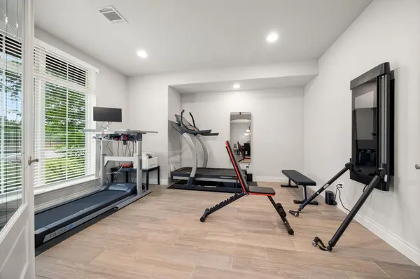 428 Montalcino LN, Georgetown, TX 78628