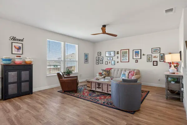 613 Whitman Ave, Georgetown, TX 78626