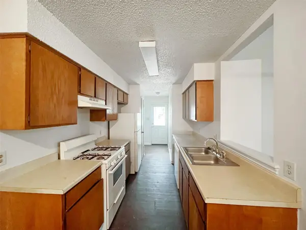 2010 Alex Ave #B, Austin, TX 78728