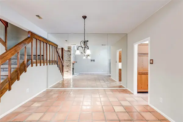 10819 Crown Colony DR #19, Austin, TX 78747