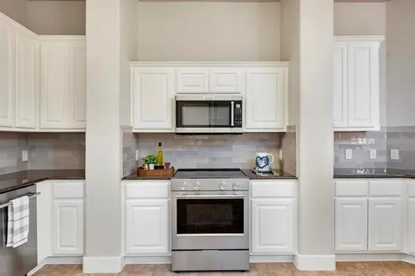 103 Maravilla WAY, Horseshoe Bay, TX 78657
