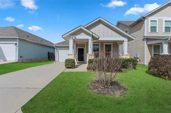 245 E Broade ST, Leander, TX 78641