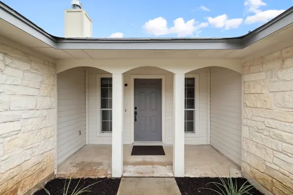 2010 Barnett DR, Cedar Park, TX 78613