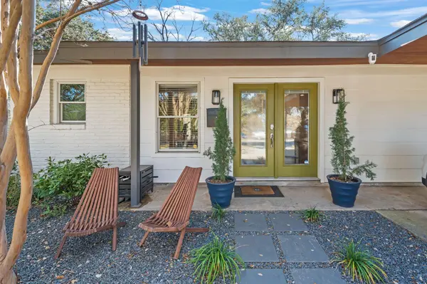 1113 W Oltorf ST, Austin, TX 78704