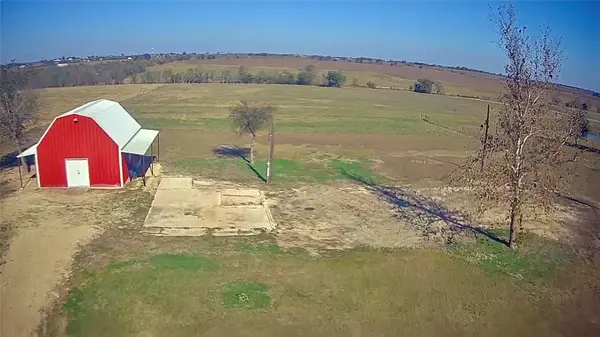601 County Road 497, Taylor, TX 76574
