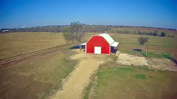 601 County Road 497, Taylor, TX 76574