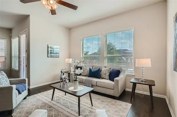 911 Astoria ST, Cedar Park, TX 78613