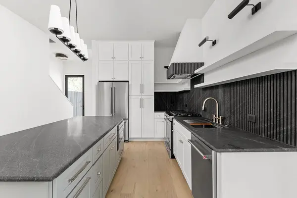 501 E 50th ST, Austin, TX 78751