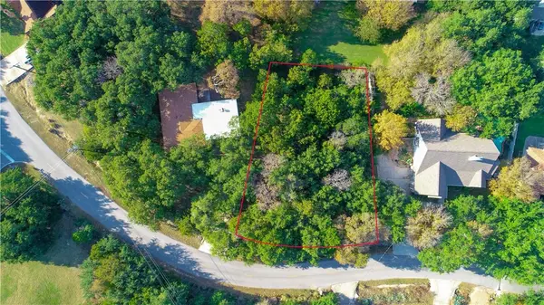 306 Cargill DR, Spicewood, TX 78669