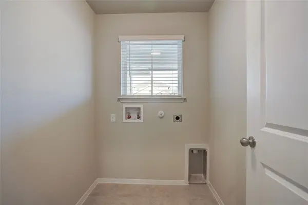 171 White Dunes DR, Maxwell, TX 78656