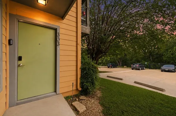 3204 Menchaca RD #303, Austin, TX 78704