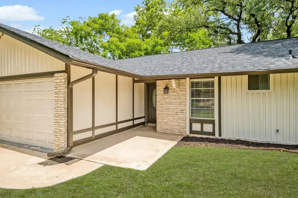 10417 Firethorn LN, Austin, TX 78750