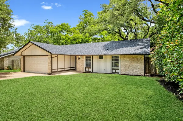10417 Firethorn LN, Austin, TX 78750