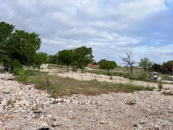 10412 Highway Fm 812 HWY, Del Valle, TX 78617