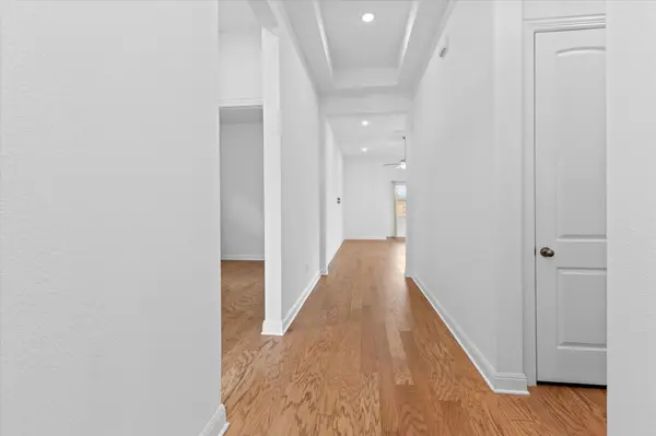 121 Shagbark TRL, Bastrop, TX 78602