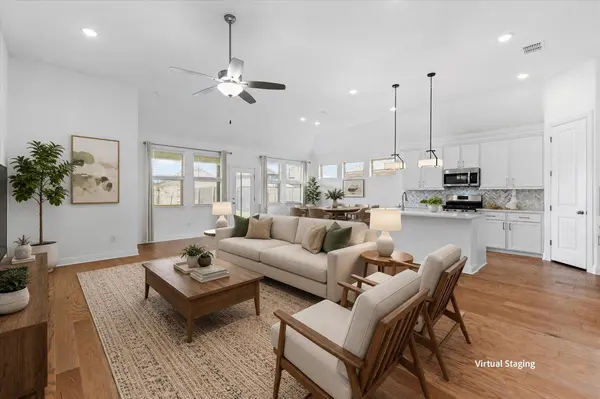 121 Shagbark TRL, Bastrop, TX 78602