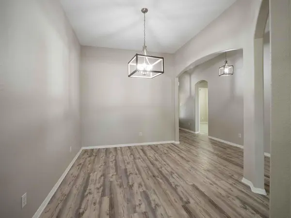 100 Linsey CV, Burnet, TX 78611
