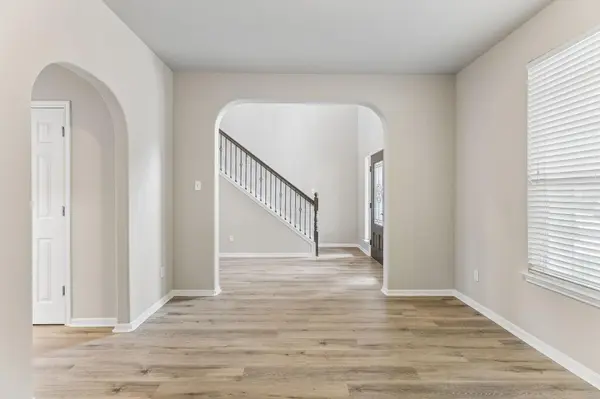 391 Middle CRK, Buda, TX 78610
