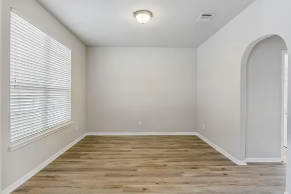 391 Middle CRK, Buda, TX 78610