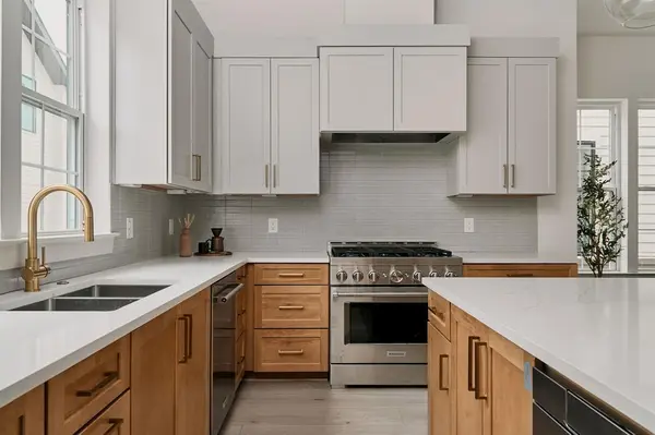 2209 Woodland Ave #502, Austin, TX 78741