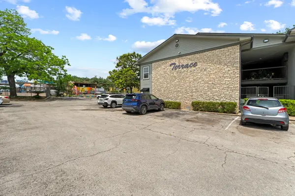 2303 East Side DR #211, Austin, TX 78704