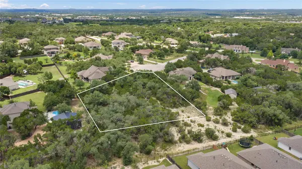 179 Shawnee TRL, Dripping Springs, TX 78620