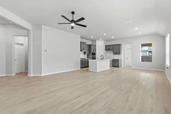 158 Paul Pena DR, San Marcos, TX 78666