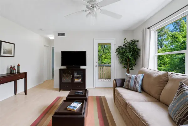 8210 Bent Tree RD #235, Austin, TX 78759