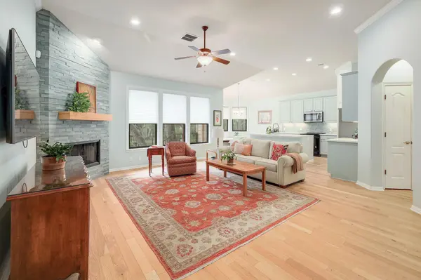 4205 Dot DR, Austin, TX 78727