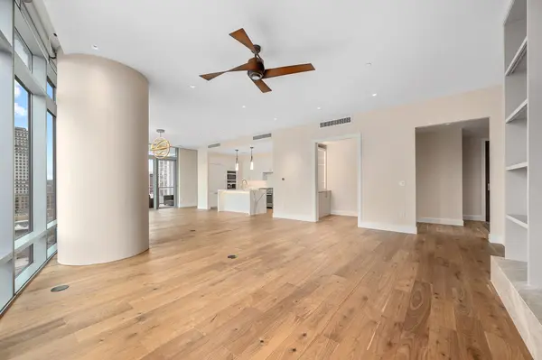 200 Congress Ave #15E, Austin, TX 78701