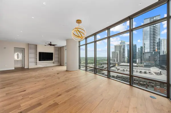 200 Congress Ave #15E, Austin, TX 78701