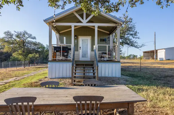 3270 Fm 671, Luling, TX 78648