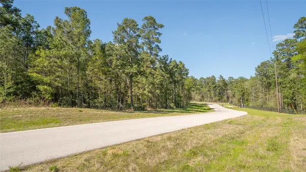 000 Bighorn RD, Huntsville, TX 77340