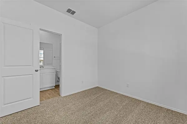322 Nizao LN, Bastrop, TX 78602