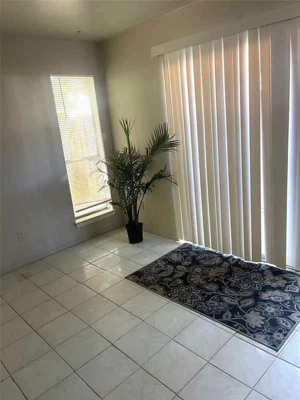 1902 West Loop LOOP #A-1, Austin, TX 78758