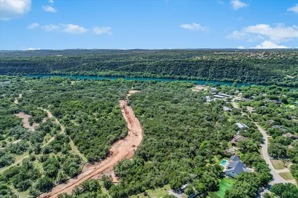 900 Quinlan Park RD S, Austin, TX 78732