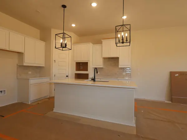 160 Champ Ave, Buda, TX 78610
