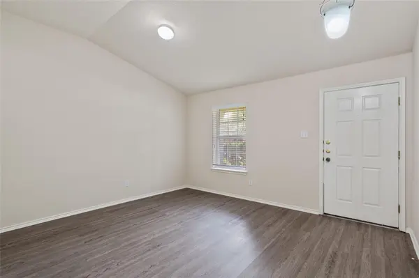 3924 Links LN, Round Rock, TX 78664