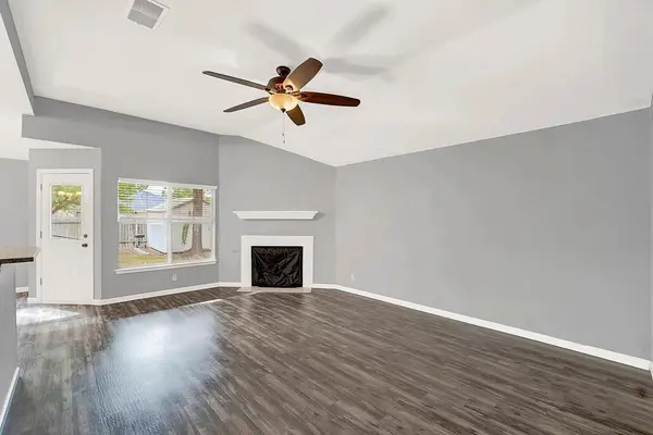 140 Riley CV, Kyle, TX 78640