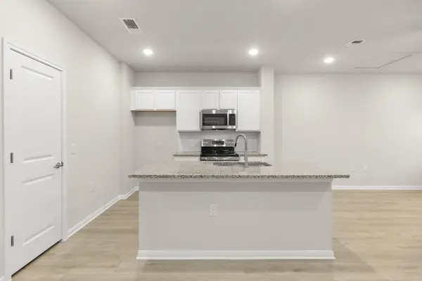 16806 Sonoma Breeze DR, Manor, TX 78653