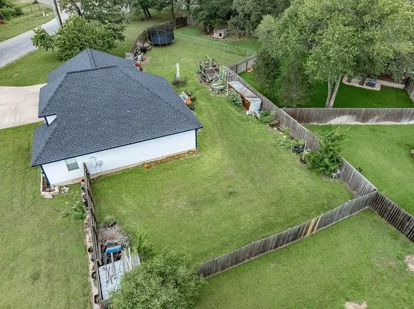 234 Park DR, La Grange, TX 78945