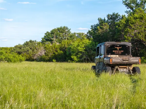 7400 CR142, Gatesville, TX 76528