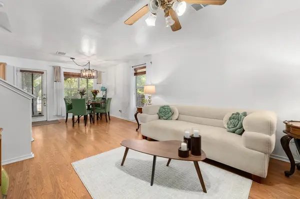 1184 Waller ST, Austin, TX 78702