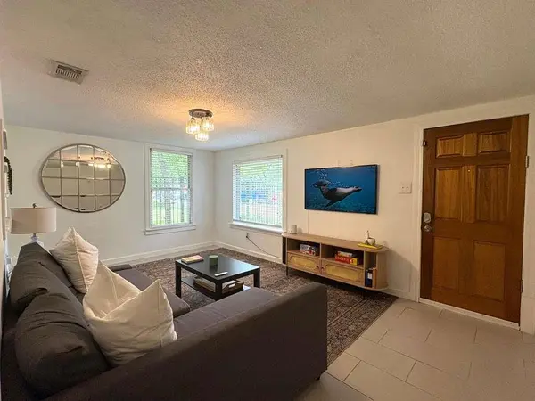 1101 Holly ST #1, Austin, TX 78702