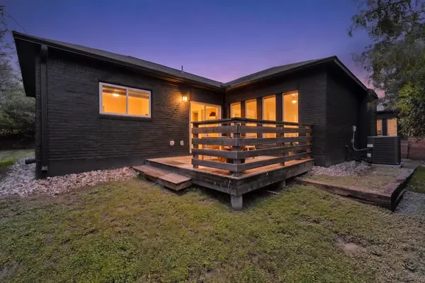 3305 Hycreek DR, Austin, TX 78723