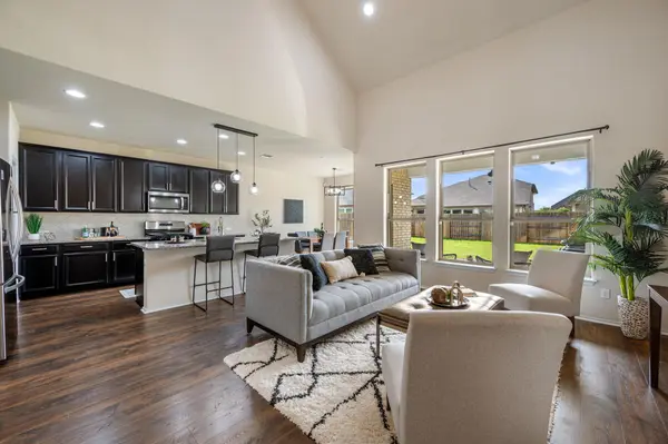 2028 Caritas DR, Leander, TX 78641