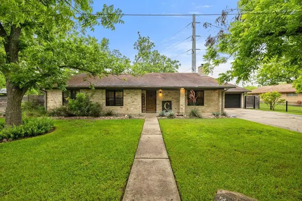 302 Schramm RD, Granger, TX 76530